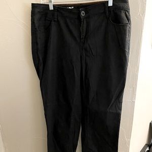 DKNY East Side Jeans